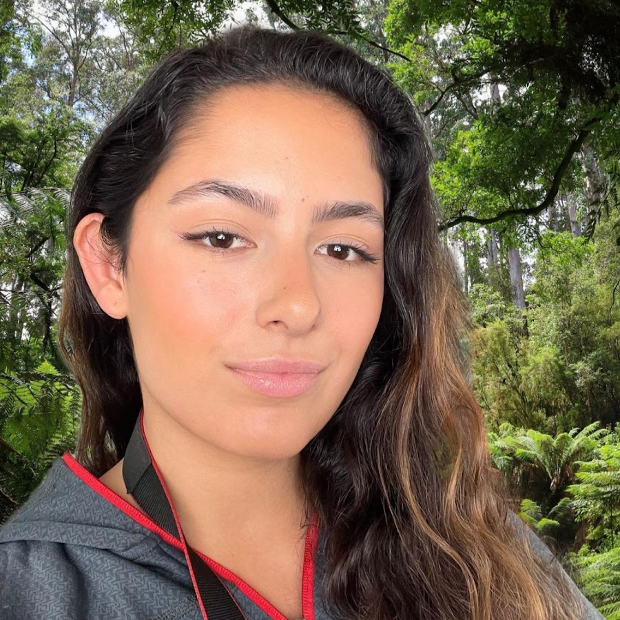 Navigating Surgical Sales: A Comprehensive Guide for New Entrants